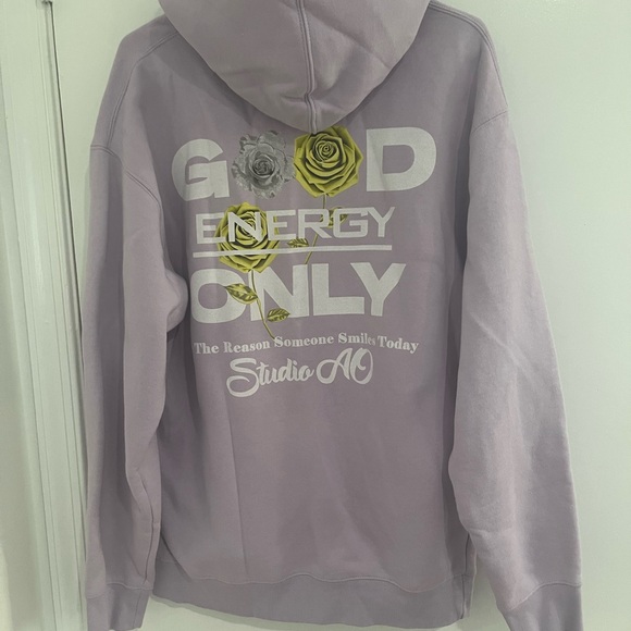 Studio Oversized Hoodie Sweatshirt Lavender  Size Large Cozy athleisure Casual - Picture 1 of 5